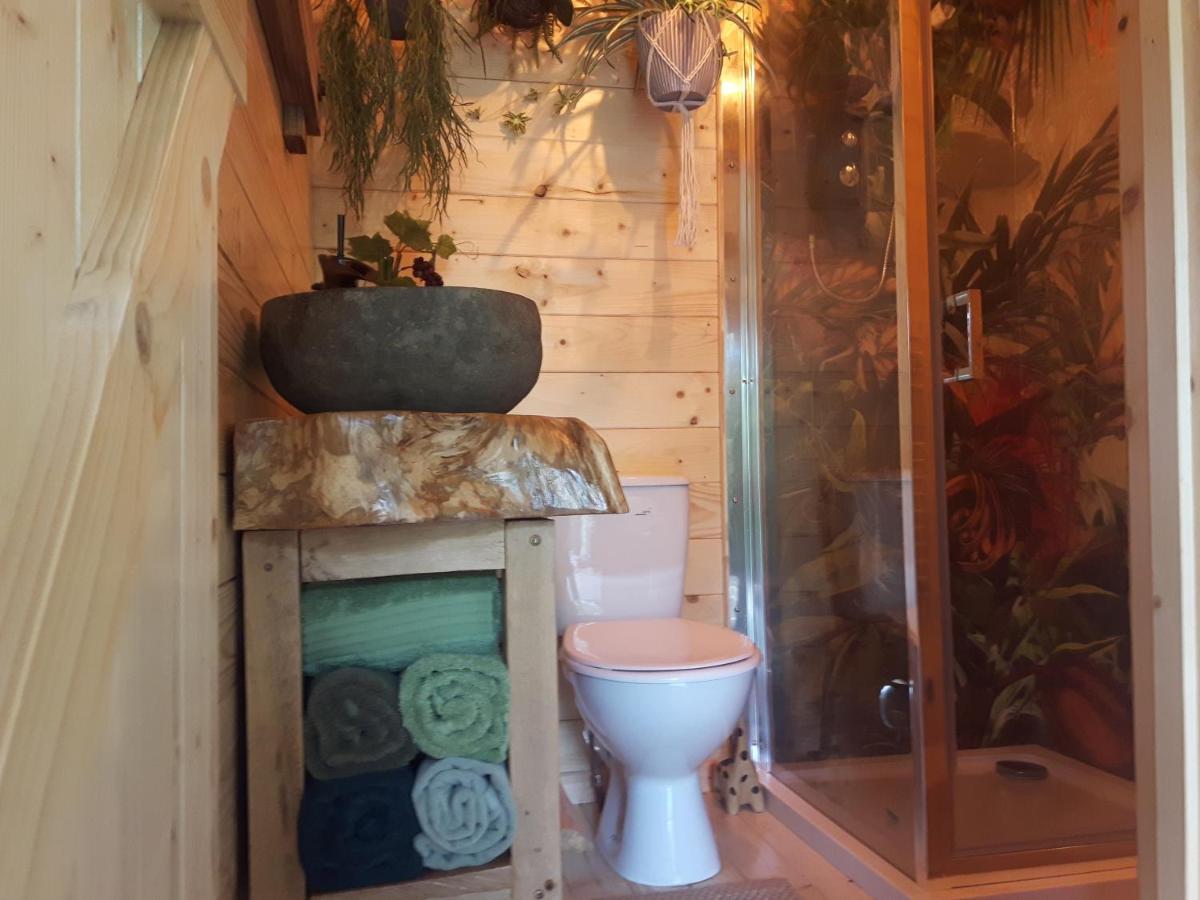 Cabin Set In A Beautiful Romantic Tropical Garden Sutton Coldfield Esterno foto